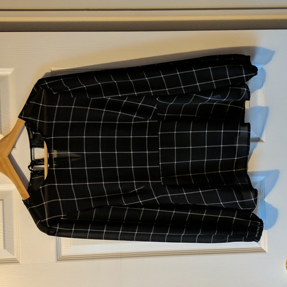 Sheer black blouse - Picture 1 of 2